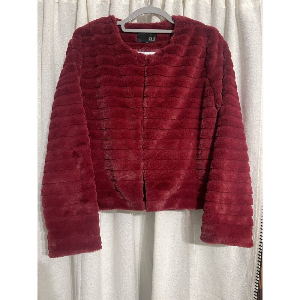 Women’s KAii Burgundy Faux Fur Open Front Long Sleeve Jacket Size Small/Medium